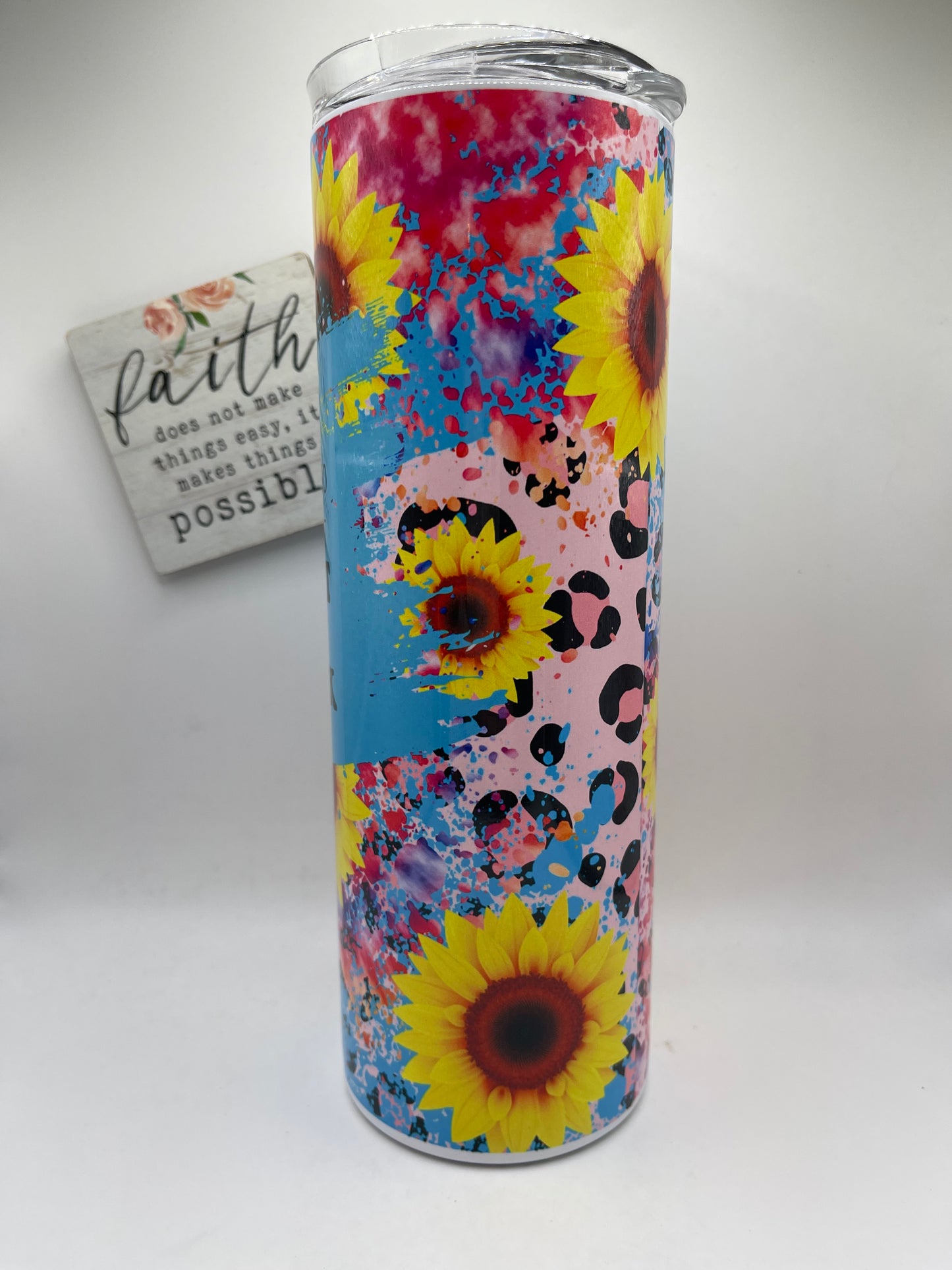 20oz Tall Skinny Hang on